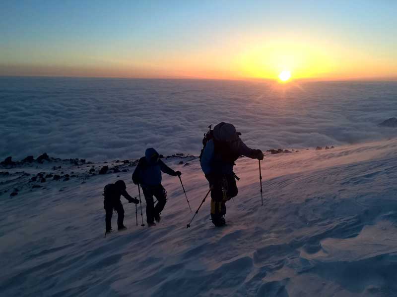 Amura,AmuraWorld,AmuraYachts,Monte Elbrús,Cimas del Mundo, 