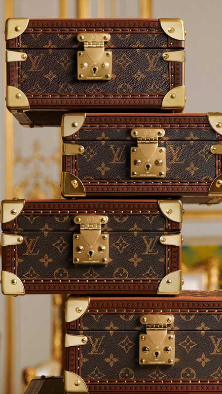 Amura,AmuraWorld,AmuraYachts,Louis Vuitton, El monograma Louis Vuitton es reconocido en casi todo el mundo.