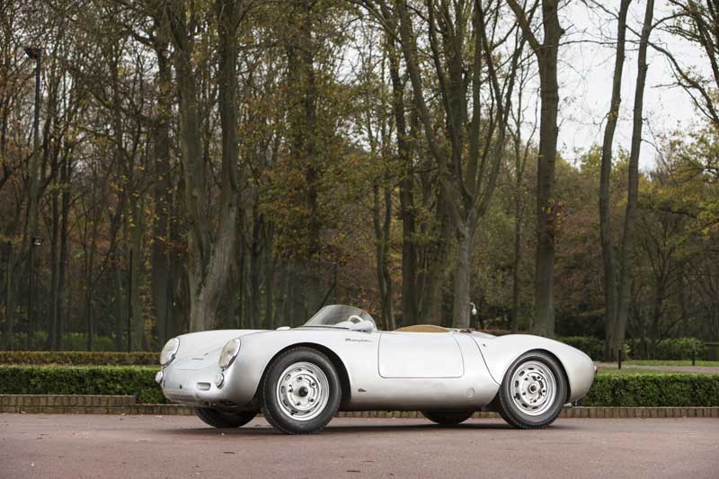 Amura,AmuraWorld,AmuraYachts, En 2016, un Porsche 1.5-Litre Type 550/1500 Spyder Sports Racing fue vendido en 6’251,675 de dólares.