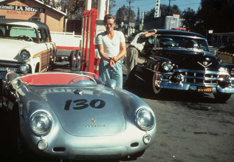 Amura,AmuraWorld,AmuraYachts, El actor James Dean (1931-1955) murió en un accidente mientras conducía su Porsche 550.