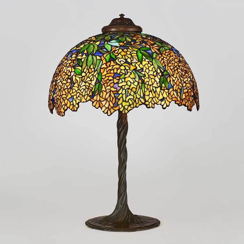Amura,AmuraWorld,AmuraYachts, Lámpara de mesa <em>Laburnum</em> (1918), Tiffany Studios.