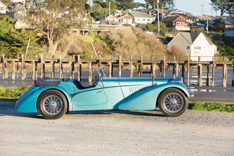 Amura,AmuraWorld,AmuraYachts, Bugatti Type 57SC Sports Tourer de 1937. Vendido por 9’735,000.