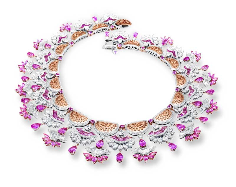 Amura,AmuraWorld,AmuraYachts, Collar de oro ético blanco y rosa de 18 quilates certificado Fairmined engastado con zafiros rosas y diamantes.