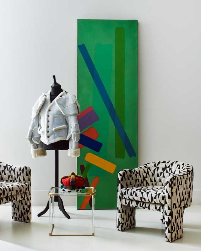 Amura,AmuraWorld,AmuraYachts, John Copnall, <em>Abstract: Green (Vertical);</em> Vivienne Westwood.<em> A Rare Pale Blue Sheepskin Armour Jacket, Time</em> <em>Machine</em> <em>Collection</em>, otoño/invierno 1988 y corona ‘<em>Harris Tweed’</em>, otoño/invierno 1987-88.