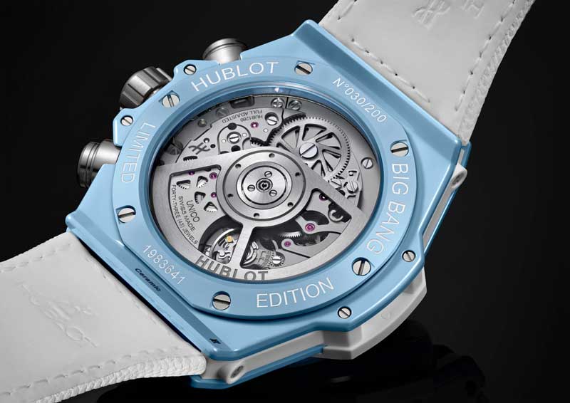 Amura,AmuraWorld,AmuraYachts, En el reverso puede admirarse el movimiento HUB 1280 de cuerda automática, creado por Hublot.