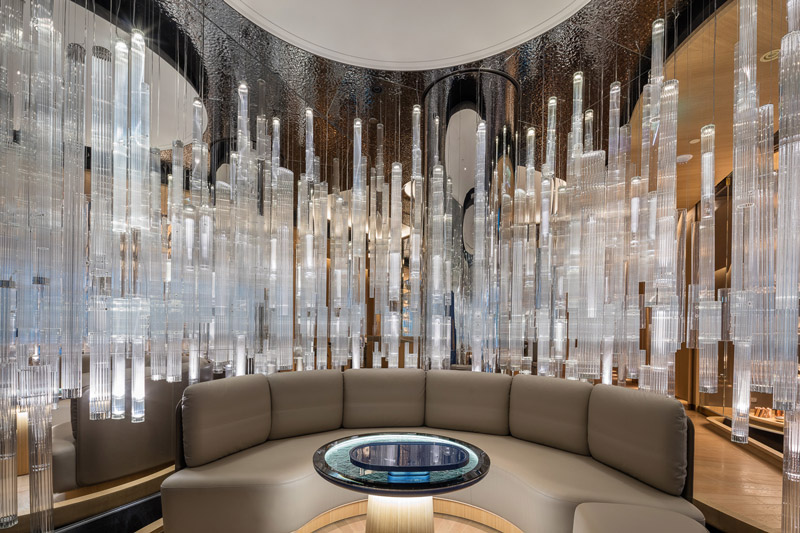 Amura,AmuraWorld,AmuraYachts, Diseño del Studio Jouin Manku para el restaurante de Alain Ducasse en el hotel Morpheus de Macao, realizado por Lasvit.