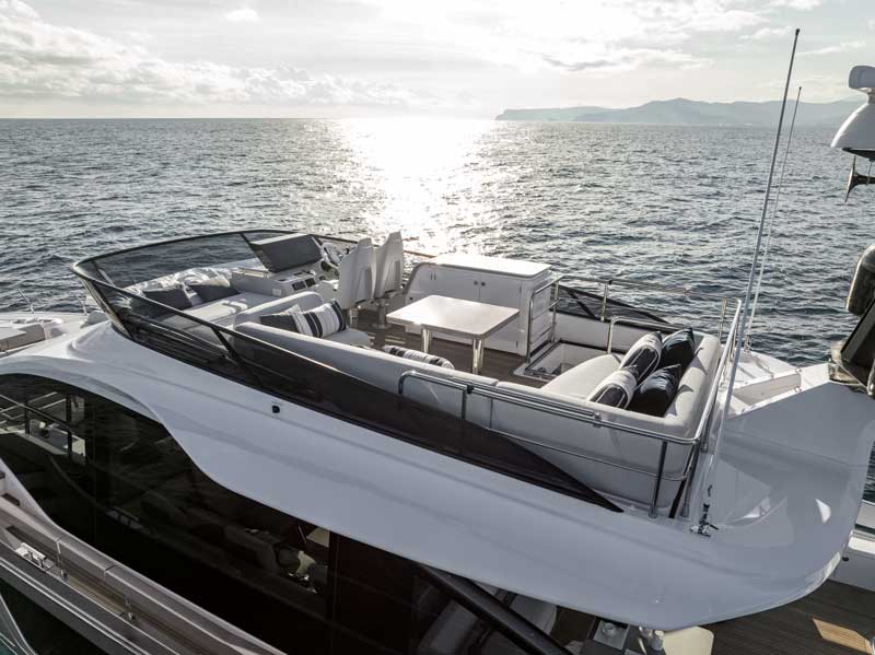 Amura,AmuraWorld,AmuraYachts, El S7 de Azimut es un yate deportivo con alma verde.