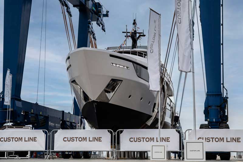 Amura,AmuraWorld,AmuraYachts, <em>At One, </em>un modelo Custom Line Navetta 30.