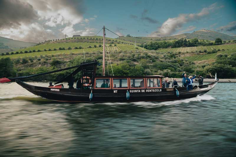 Amura,AmuraWorld,AmuraYachts, Los participantes del Bugatti Grand Tour 2025 vivieron una experiencia bordo de un barco rabelo