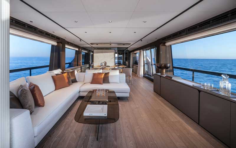 Amura,AmuraWorld,AmuraYachts, Los interiores del yate Ferretti 940 son del estudio Ideaeitalia.