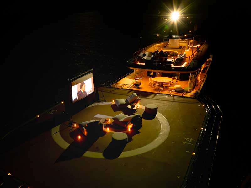 Amura,AmuraWorld,AmuraYachts, La heliplataforma puede convertirse en una espaciosa sala de cine.