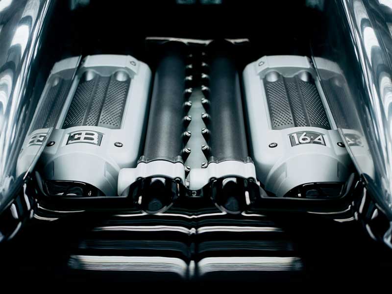 Amura,AmuraWorld,AmuraYachts, El poderoso motor W16 del Bugatti Veyron.