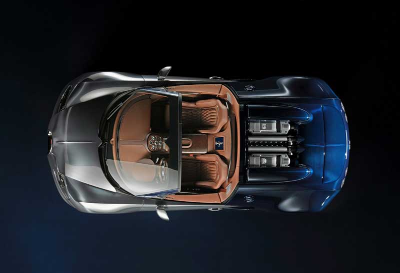 Amura,AmuraWorld,AmuraYachts, Bugatti Veyron es capaz de desarrollar un tercio de la velocidad del sonido.