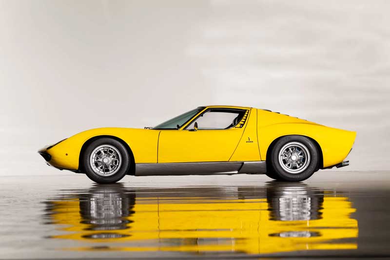 Amura,AmuraWorld,AmuraYachts, Superdeportivo original, un Lamborghini Miura P400 S de Bertone de 1969. Foto: RM Sotheby's.