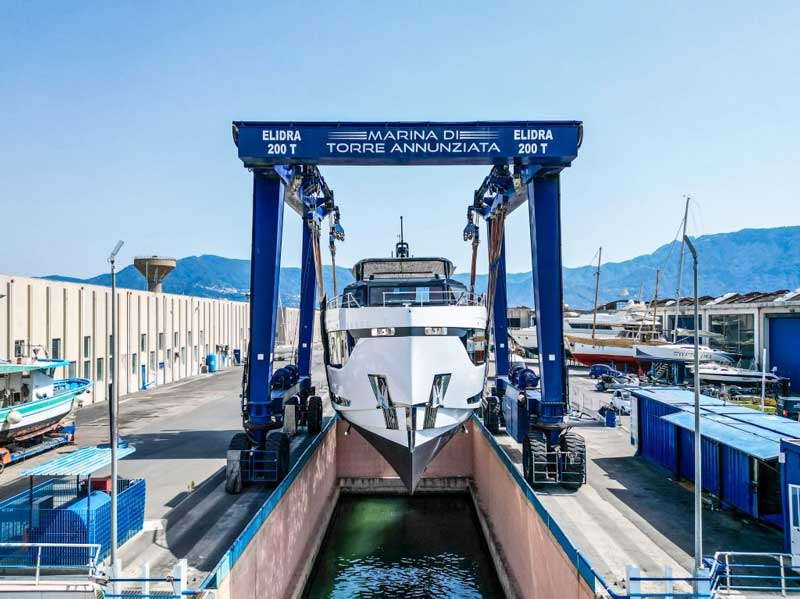 Amura,AmuraWorld,AmuraYachts, El A80new integra soluciones de sostenibilidad ambiental de vanguardia.