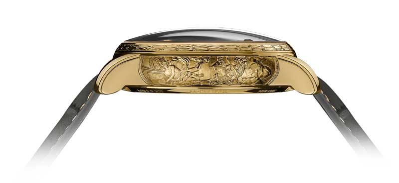 Amura,AmuraWorld,AmuraYachts, La caja de oro amarillo está grabada a mano.