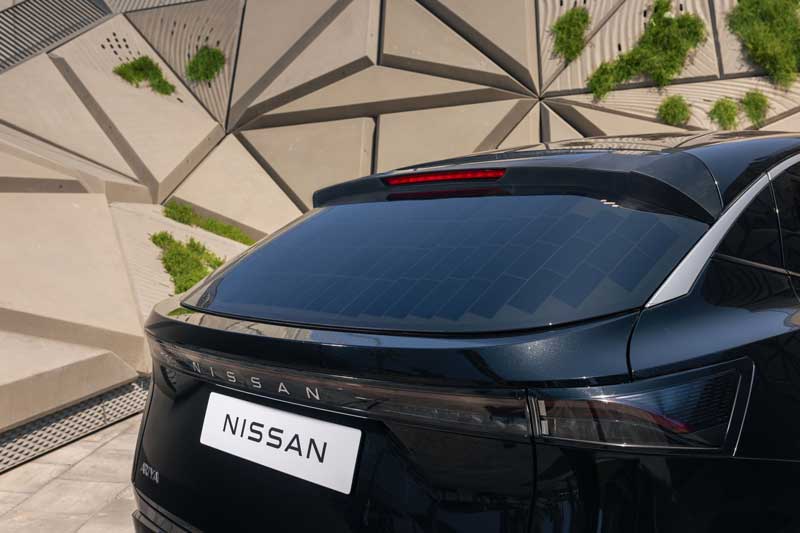 Amura,AmuraWorld,AmuraYachts, El concepto Ariya de Nissan tiene prototipo cuenta con 3.8 m² de paneles solares.