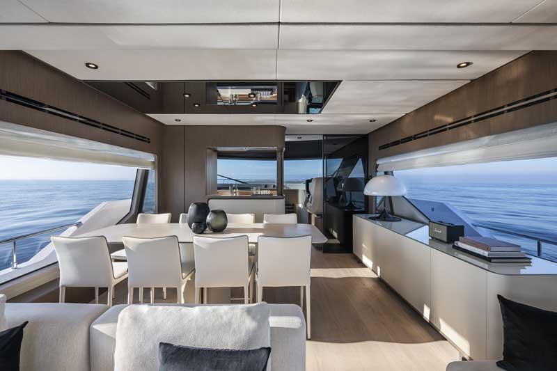 Amura,AmuraWorld,AmuraYachts, Ferretti Group exhibió la nueva versión del Ferretti Yachts 720.