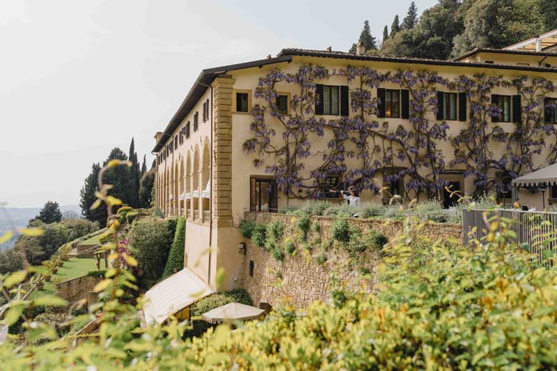 Amura,AmuraWorld,AmuraYachts, Villa San Michele, A Belmond Hotel se ubica en un antiguo monasterio franciscano del siglo XV.