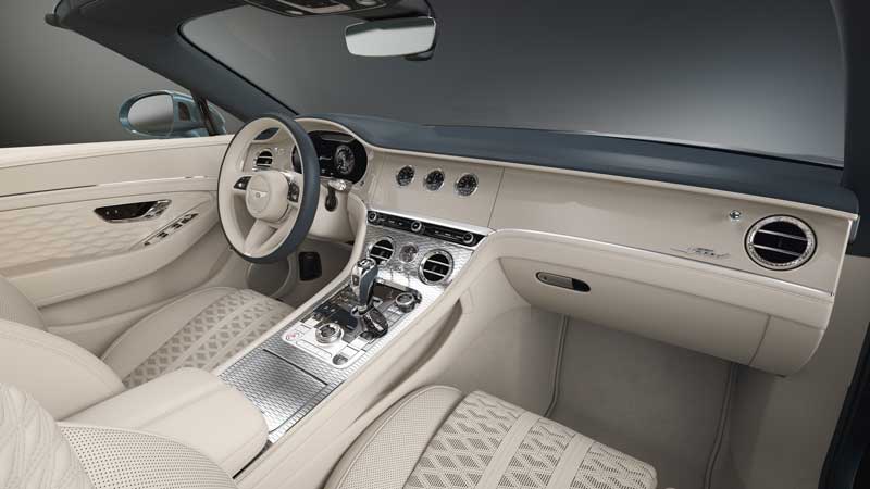 Amura,AmuraWorld,AmuraYachts, Interior de un Bentley Continental GT Convertible personalizado por Mulliner.