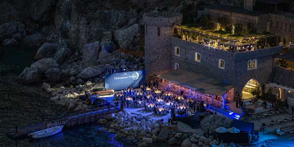 Midsummer Dream al estilo Ferretti