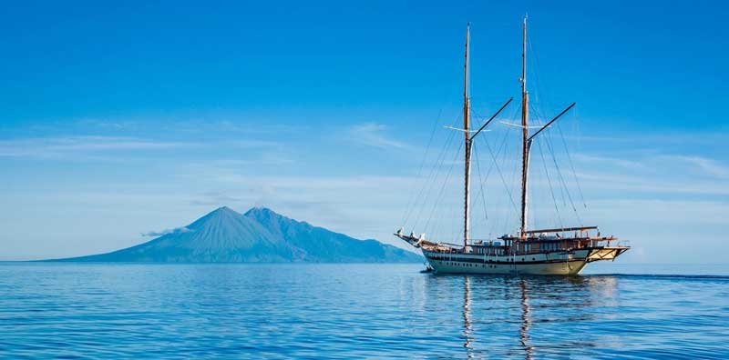 Amura,AmuraWorld,AmuraYachts, Indonesia está integrado por más de 17,000 islas.