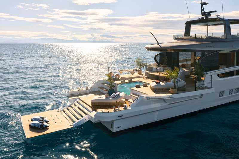 Amura,AmuraWorld,AmuraYachts, Desde la Fun Island se tienen un fácil acceso al mar.