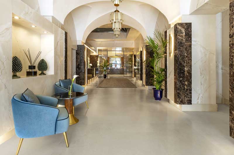 Amura,AmuraWorld,AmuraYachts, Un palacio del siglo 19 fue reconfigurado para convertirse en sede del Tivoli Palazzo 1880 Lecce Hotel.