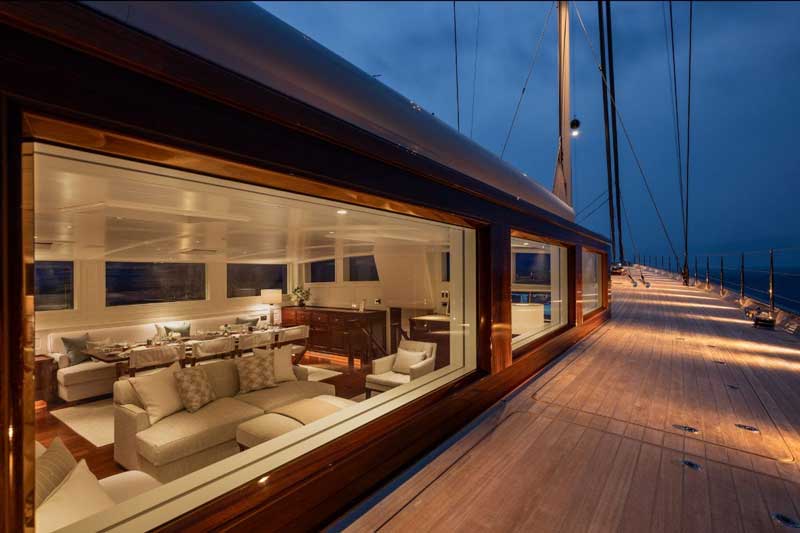 Amura,AmuraWorld,AmuraYachts, 408 Project es la versión ampliada de Aquarius de Royal Huisman.