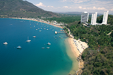 Razones para invertir en Acapulco - Araceli Cano
