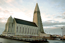 Hallgrims Lutheran Church - Roberto Salido