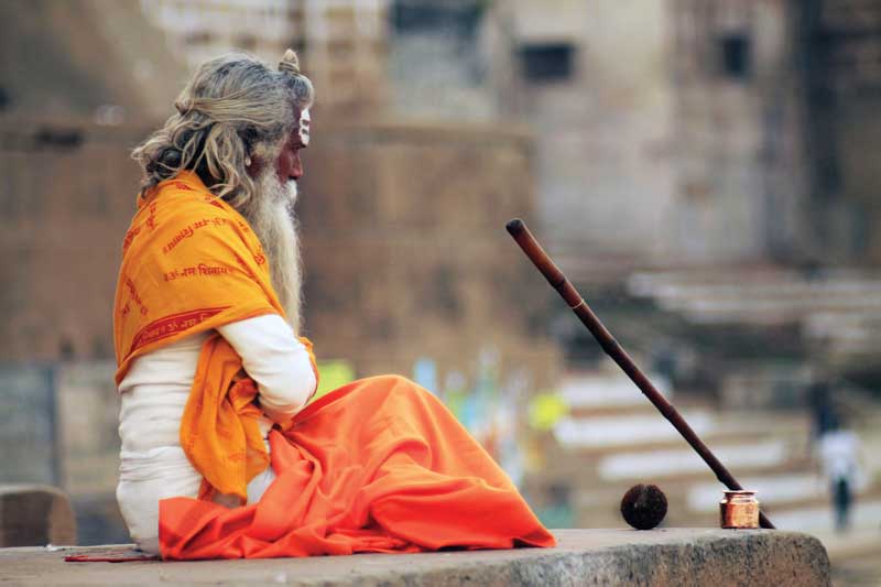 Sadhu, un monje hindú en estado de meditación. 
