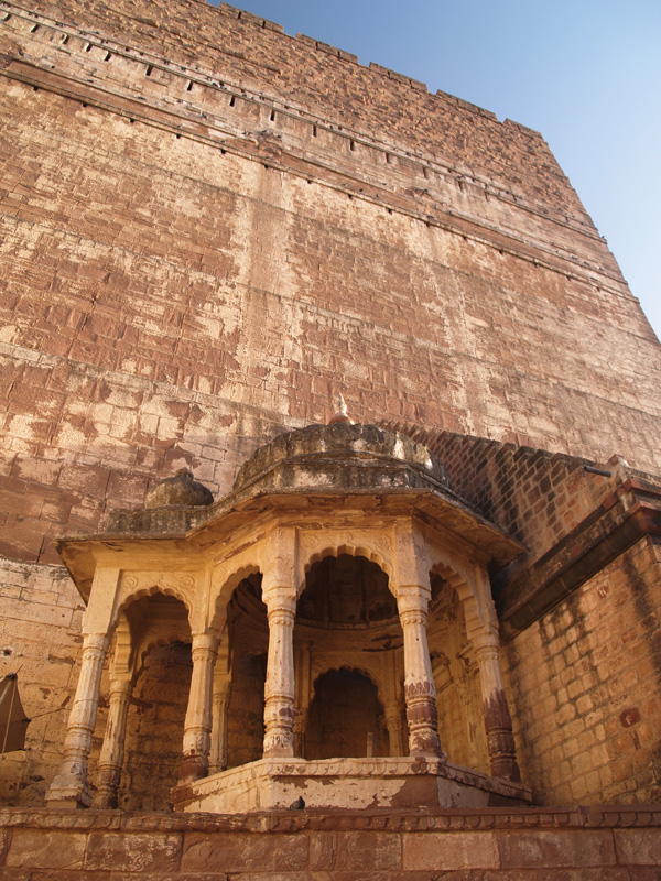 Each colossal construction in India is overcome only by its own beauty.