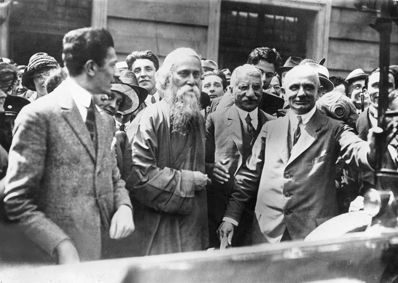 The Tagore work influenced all kind of intellectuals and artists of his time.
