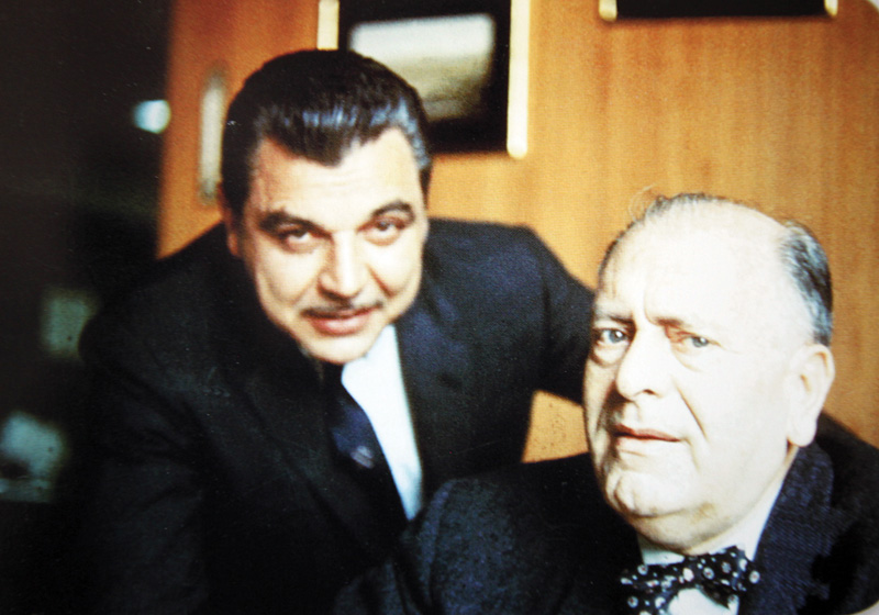 Alberto Misrachi in company of David Alfaro Siqueiros.
