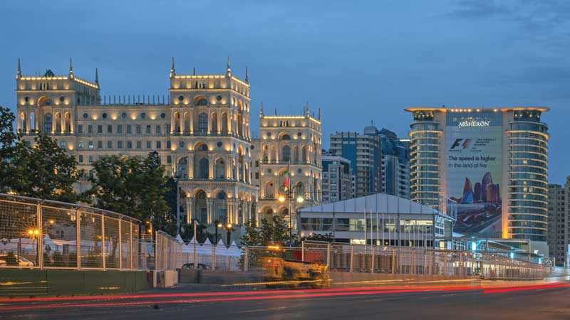La Ciudad de Bakú lista para el Gran Premio de Europa. 
