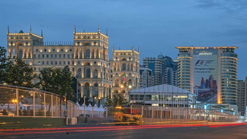 La Ciudad de Bakú lista para el Gran Premio de Europa. 
