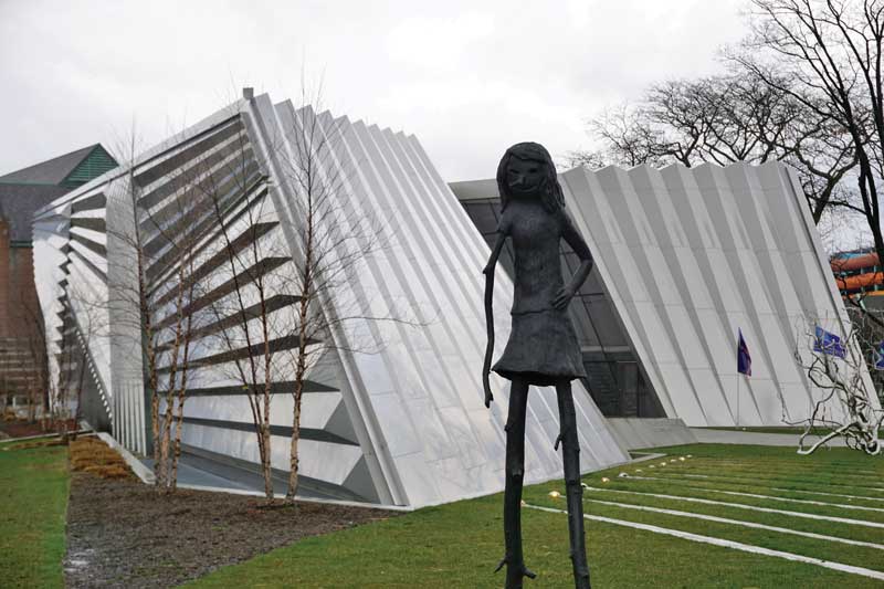 Eli & Edythe broad Art Museum, in Michigan US. 