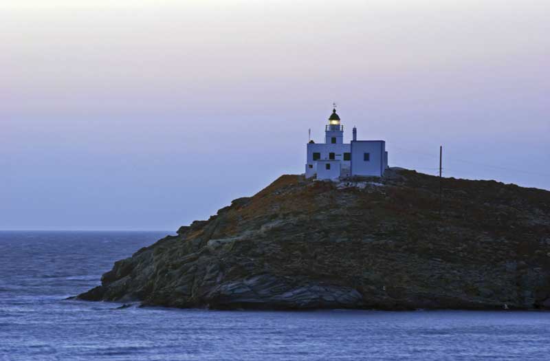 This lighthouse guards the entrance to the port of Korissia on the Greek island of Kea.
