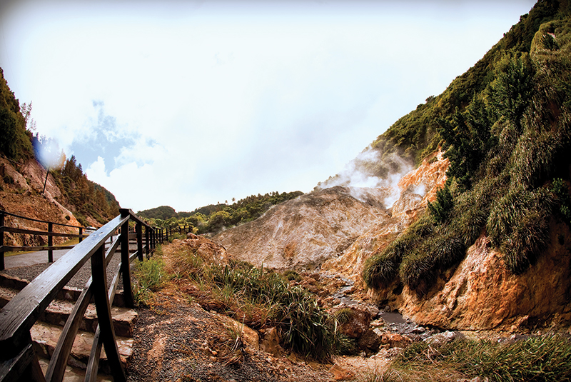 Aguas termales (Volcán en Soufrière)