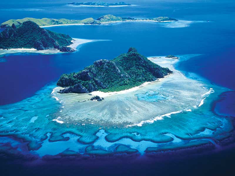 Varios arrecifes de coral rodean las islas de Oceanía. 