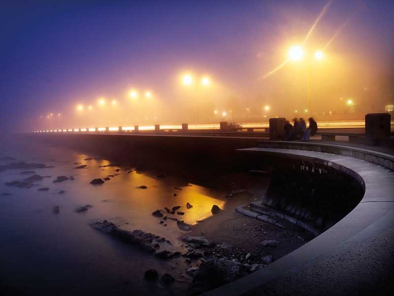 Amura,The Rambla is the longest continuous sidewalk in the world, situated all along the coastline of Montevideo.
