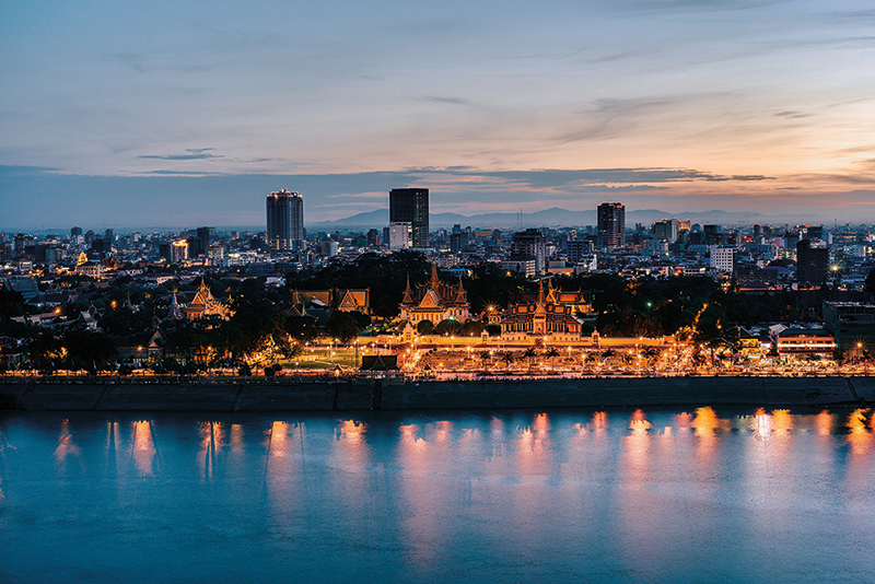 Amura, Camboya, Cambodia, Phnom Penh es la capital de Camboya
