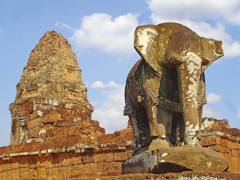 Amura, Camboya, Cambodia,Santuarios para Elefantes, 