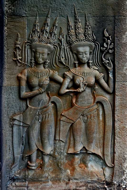 Amura, Camboya, Cambodia,Arte Jemer , Bas-relief stone carvings of Apsaras, Angkor Wat temple.