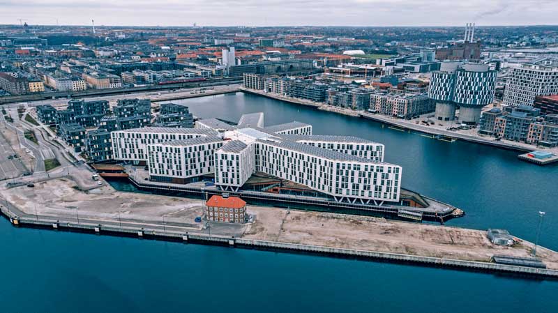 Amura,Dinamarca,Vikingos,Rey Harald,piedras rúnicas de Jelling,daneses,felicidad, The UN City complex in Copenhagen, received the European Commission’s Green Building Award in 2012. <br /> 