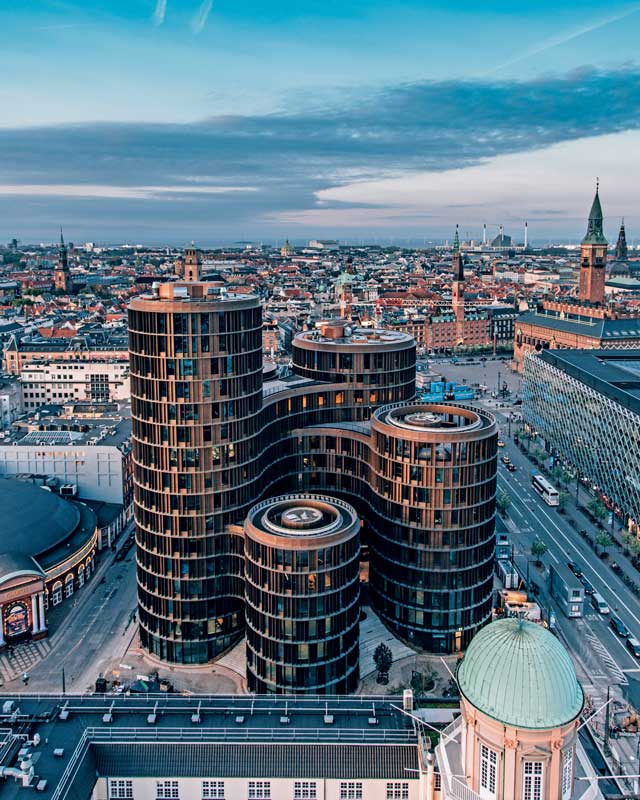 Amura,Dinamarca,Vikingos,Rey Harald,piedras rúnicas de Jelling,daneses,felicidad, Axel Towers designed by Lundgaard & Tranberg Architects A/S (2016). 