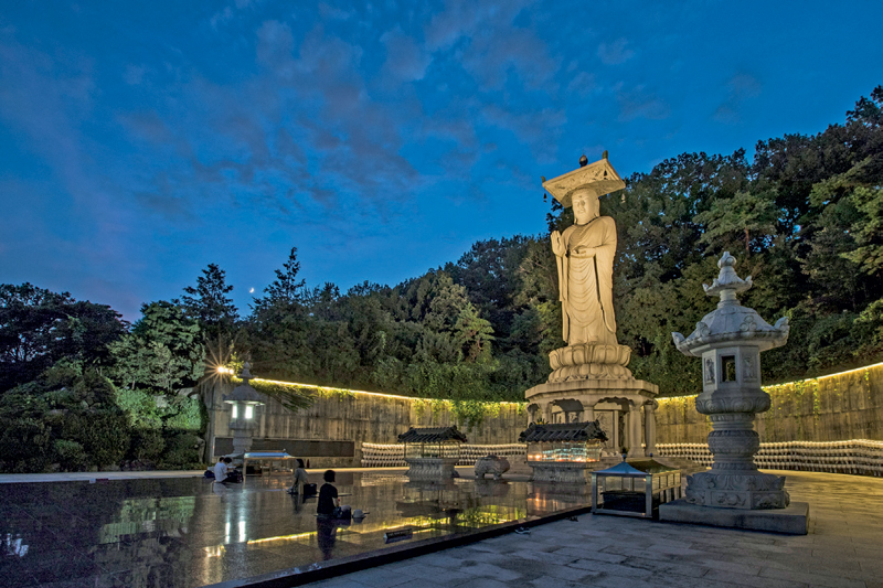 Amura,Corea del Sur,South Korea,Seúl,Busan,Isla Jeju,Villa de Bukchon Hanok, BONGEUNSA TEMPLE