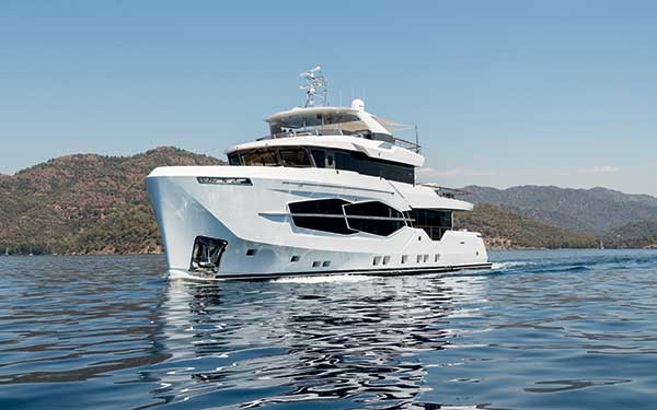 Numarine 32XP Explorer - Numarine Yachts