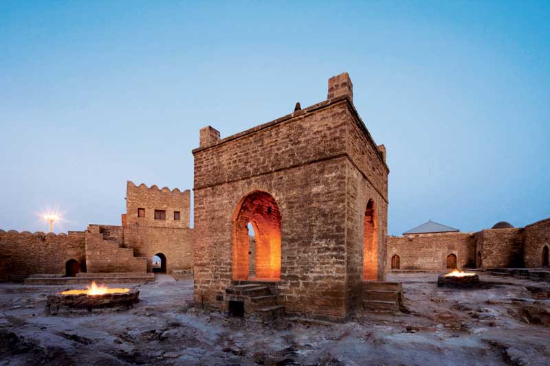 Amura,Irán,Un recorrido por la nación islámica, 